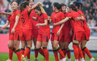 中國女足大勝，國腳22歲帽子戲法助攻，球迷狂歡！