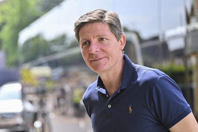 記者：萊比錫選帥考慮格拉斯納、弗蘭克等，非謝周三主帥羅爾首選。