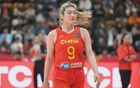 國際籃聯(lián)，中國女籃戰(zhàn)亞洲第三，李夢離場顯神秘之舉。