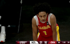 中國男籃戰(zhàn)強敵，同組三隊八強聚，郇斯楠蓋帽顯威。