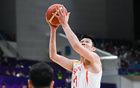 中國男籃末節(jié)乏力，險勝3分！凈負(fù)10分。